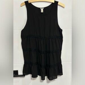 Forever 21: Women’s Sleeveless Top- Size Medium